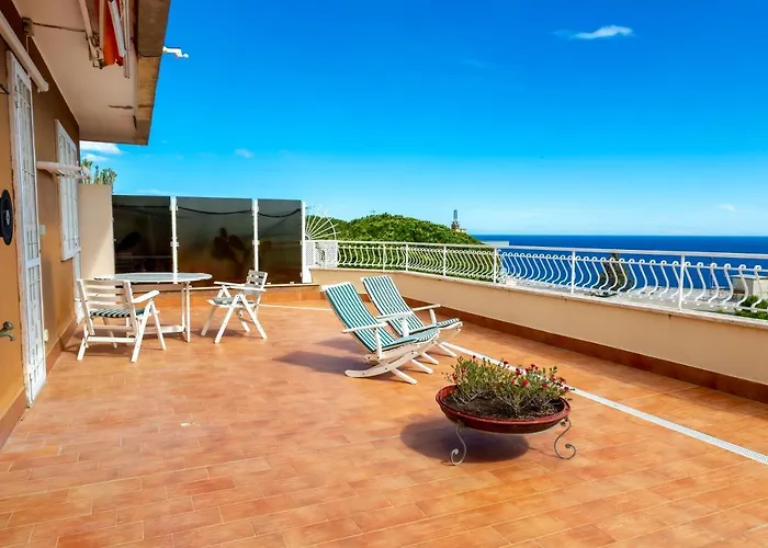 168B - La Terrazza Sul Mare, Casa A 10 Minuti Da Spiaggia, Parcheggio Privato Gratis