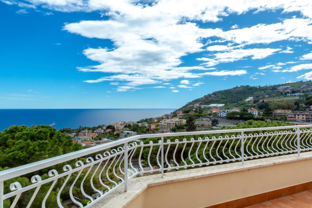 168b - La Terrazza Sul Mare, Casa A 10 Minuti Da Spiaggia, Parcheggio Privato Gratis Apartamento