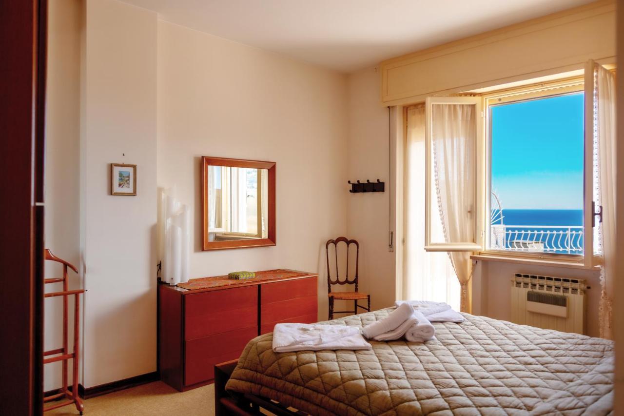 Apartamento 168b - La Terrazza Sul Mare, Casa A 10 Minuti Da Spiaggia, Parcheggio Privato Gratis *